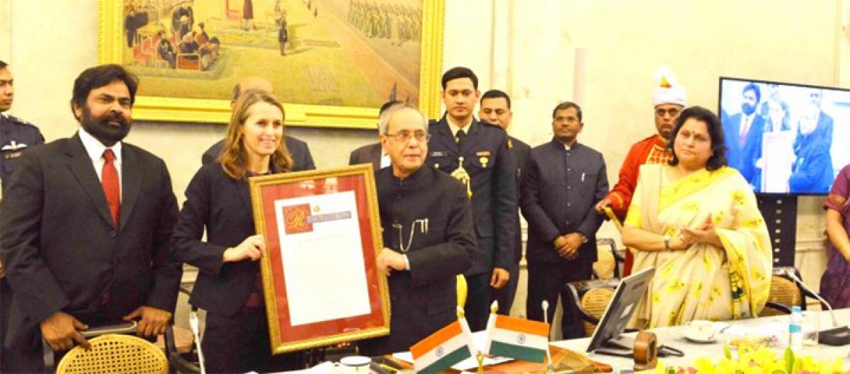President Pranab Mukherjee earns Garwood Award for Outstanding Global Leader in Open Innovation